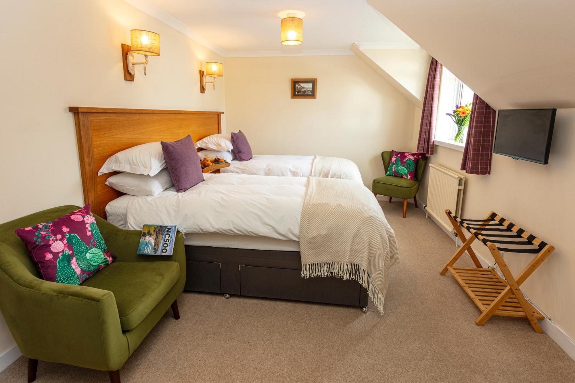 Eilean Donan Guest House Ullapool Ngoại thất bức ảnh